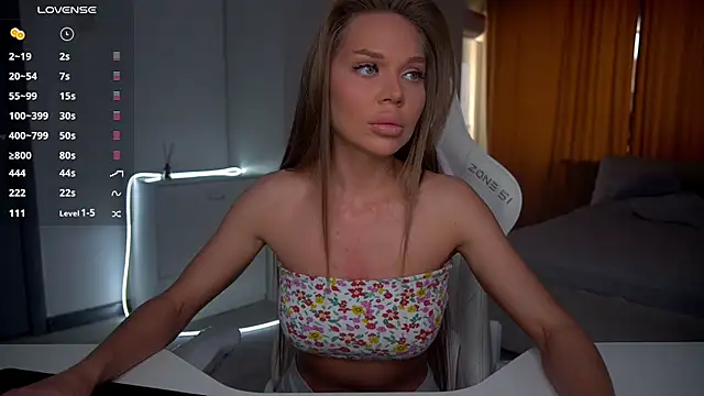 Evelinka online show from 04/14/26, 01:38