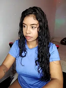 Fanny Klean online show from 10/26/25, 04:24