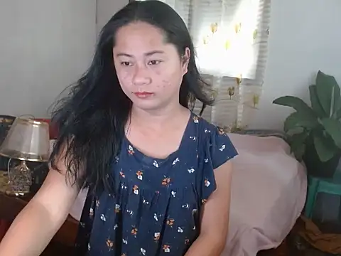 Snapshot of Sweet_amberxyz18 chatting on 04/19/26, 03:51 Sweet amberxyz18 online show from 04/19/26, 03:51