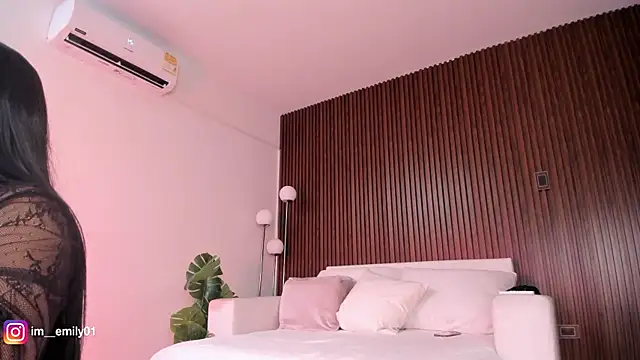 molly cams8 online show from 04/26/26, 04:04