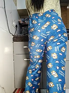 Manpreet kaur21 online show from 11/22/25, 06:45