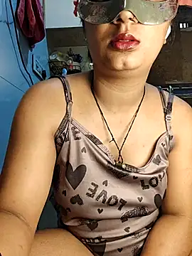 Manpreet kaur21 online show from 05/30/26, 12:33