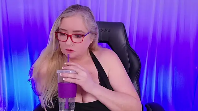 KatDSinclair online show from 01/19/25, 06:00