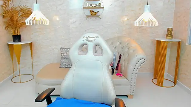 LYA SWEETX online show from 01/13/26, 04:05