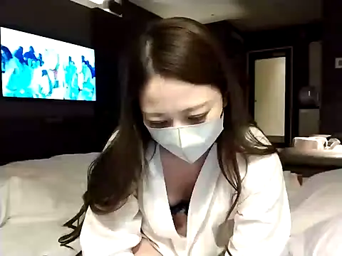 mayu629 online show from 12/20/24, 11:21