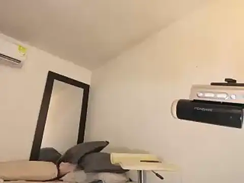 Snapshot of badanyboy chatting on 03/12/26, 08:24 badanyboy online show from 03/12/26, 08:24