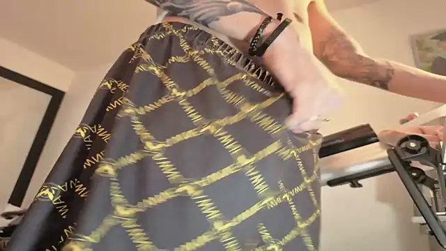 Snapshot of badanyboy chatting on 03/26/26, 09:46 badanyboy online show from 03/26/26, 09:46