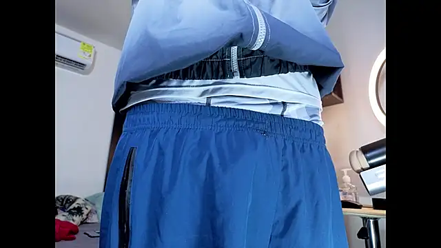 Snapshot of badanyboy chatting on 04/01/26, 10:27 badanyboy online show from 04/01/26, 10:27