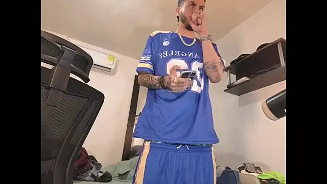 Snapshot of badanyboy chatting on 03/28/26, 10:00 badanyboy online show from 03/28/26, 10:00