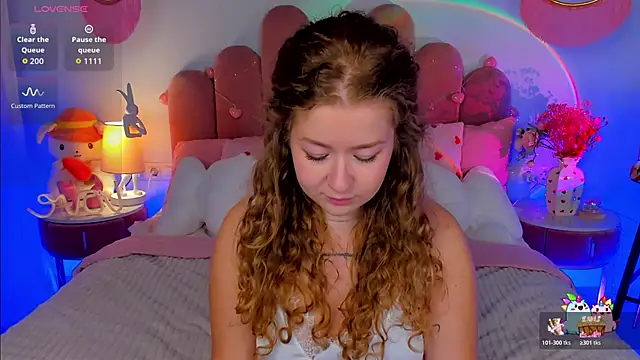 Snapshot of CassieRide chatting on 02/27/26, 01:33 CassieRide online show from 02/27/26, 01:33