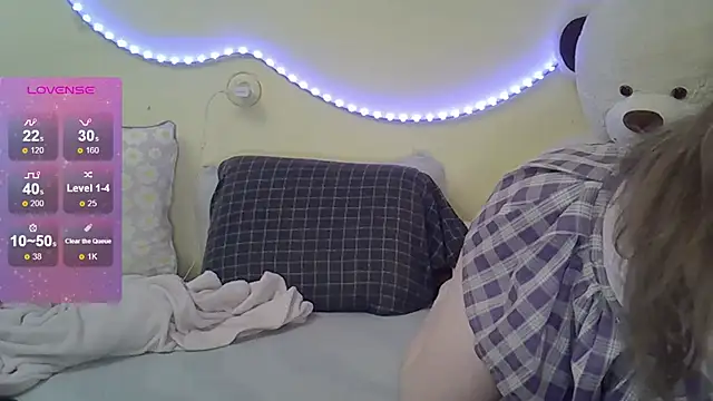 Snapshot of Sellya_Houston chatting on 02/05/25, 04:03 Sellya Houston online show from 02/05/25, 04:03