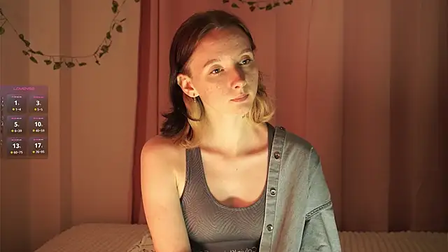 Snapshot of LimaLexxx chatting on 11/13/25, 05:17 LimaLexxx online show from 11/13/25, 05:17