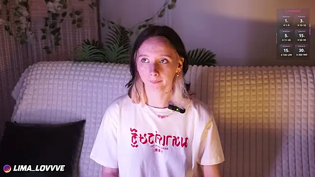 Snapshot of LimaLexxx chatting on 12/18/25, 05:06 LimaLexxx online show from 12/18/25, 05:06