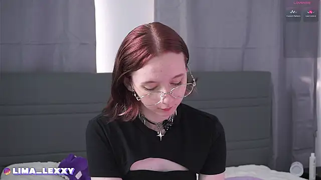 Snapshot of LimaLexxx chatting on 06/21/26, 12:27 LimaLexxx online show from 06/21/26, 12:27