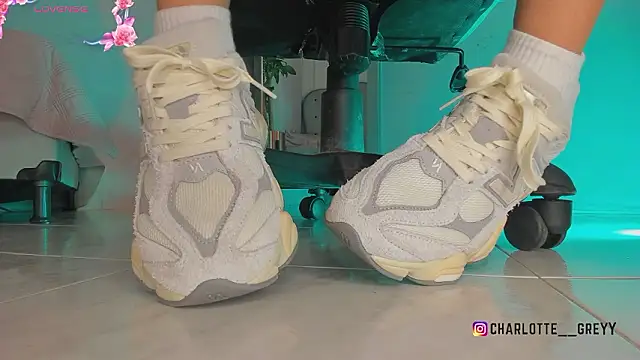 charlotte  grey online show from 02/27/26, 08:08