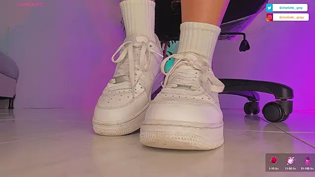 charlotte  grey online show from 09/25/25, 08:26