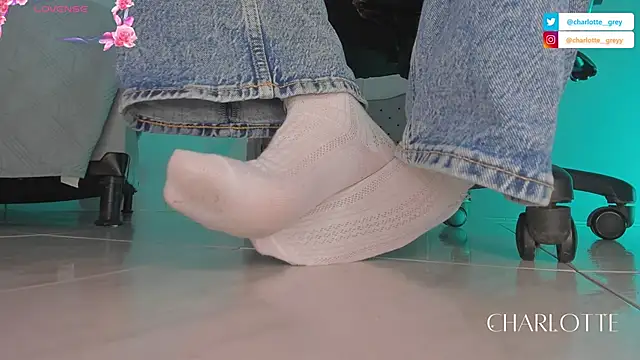 charlotte  grey online show from 10/29/25, 08:30