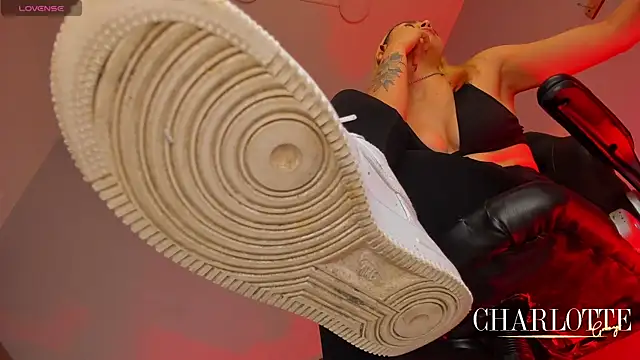 charlotte  grey online show from 04/16/26, 08:42