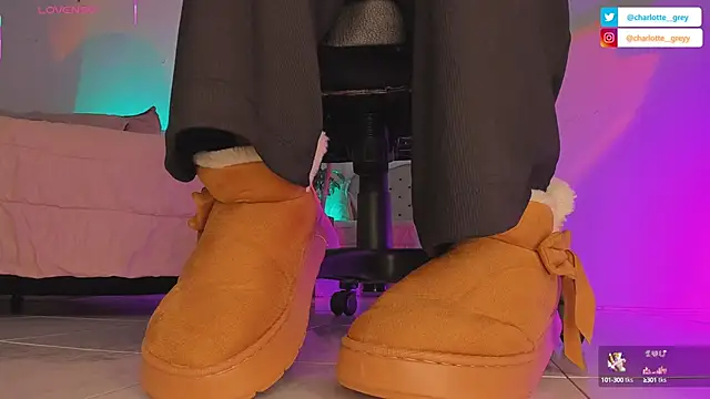 charlotte  grey online show from 09/21/25, 10:42