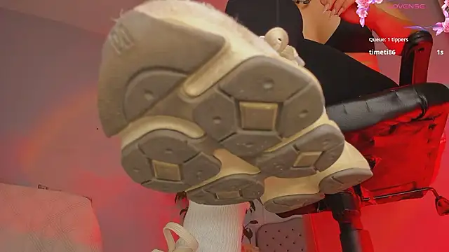 charlotte  grey online show from 03/21/26, 02:43