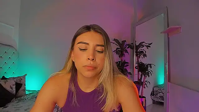 charlotte  grey online show from 10/05/25, 08:38