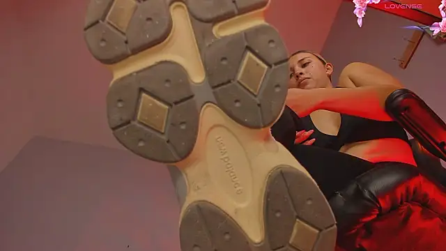 charlotte  grey online show from 03/24/26, 07:36