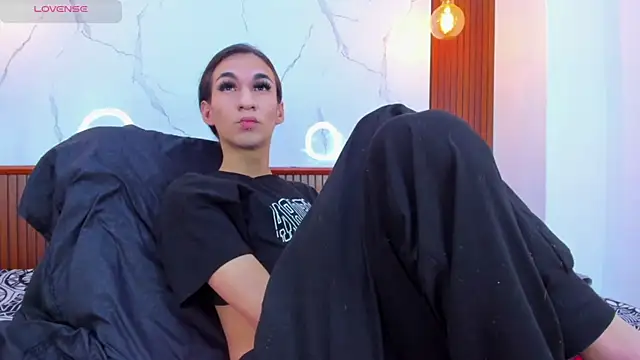 Mia thompson 19 online show from 04/02/26, 07:09