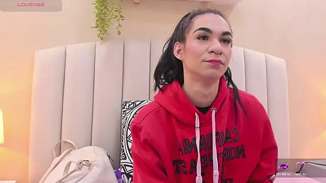 Mia thompson 19 online show from 01/12/26, 06:47