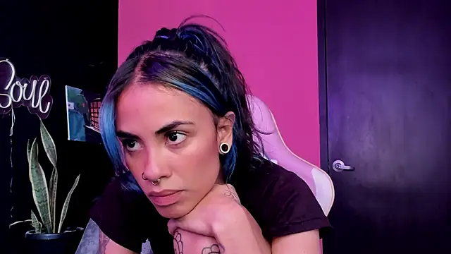 Juanadearco5 online show from 11/10/25, 04:12