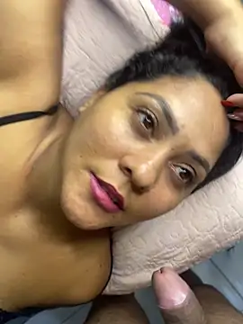 Snapshot of mayemarc chatting on 01/13/26, 08:57 mayemarc online show from 01/13/26, 08:57