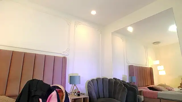 SabrinaDevill online show from 05/18/26, 02:44