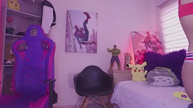 madelyn rose  online show from 04/14/26, 06:02