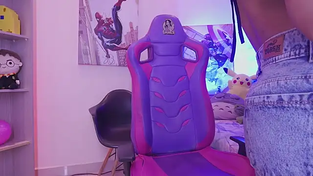 madelyn rose  online show from 03/27/26, 06:09