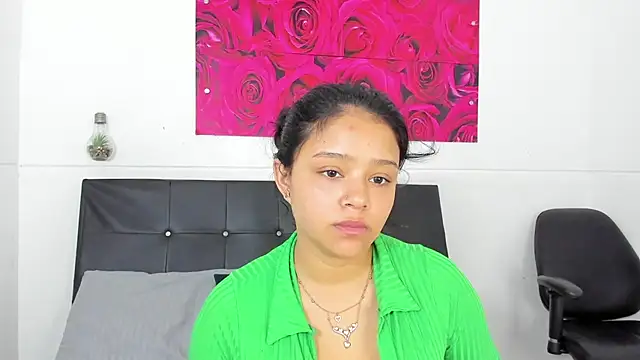 Tiffanny Rose  online show from 12/14/24, 06:30