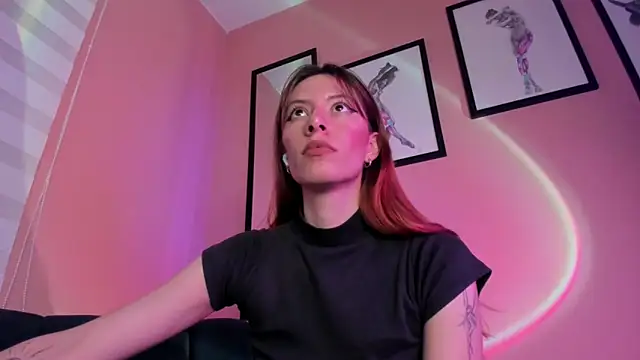 Snapshot of SensualJane2 chatting on 10/16/25, 01:36 SensualJane2 online show from 10/16/25, 01:36