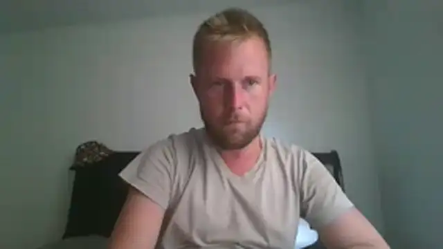 Snapshot of W1LBURN chatting on 06/24/26, 10:07 W1LBURN online show from 06/24/26, 10:07