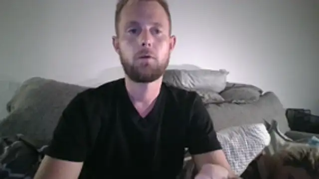 Snapshot of W1LBURN chatting on 06/23/26, 06:22 W1LBURN online show from 06/23/26, 06:22