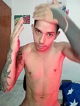 Snapshot of chero_95 chatting on 10/22/25, 07:57 chero 95 online show from 10/22/25, 07:57