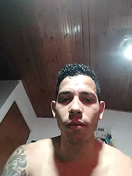 Snapshot of chero_95 chatting on 10/23/25, 08:40 chero 95 online show from 10/23/25, 08:40