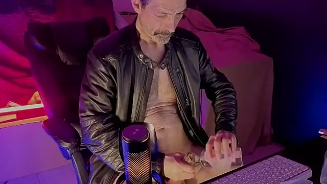 lux dei online show from 01/17/26, 01:42