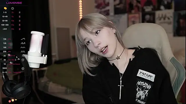 Snapshot of Traharaa chatting on 02/26/26, 02:39 Traharaa online show from 02/26/26, 02:39