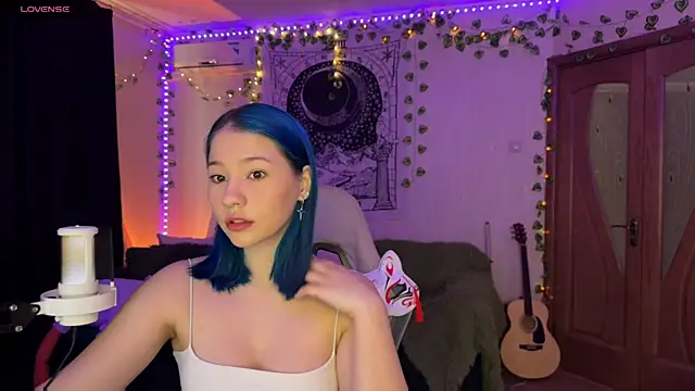 Snapshot of Traharaa chatting on 01/05/25, 08:00 Traharaa online show from 01/05/25, 08:00