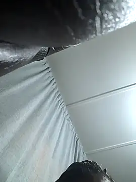 ExclusiveLeexx online show from 11/18/25, 04:21