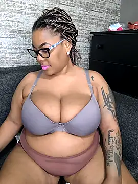 ExclusiveLeexx online show from 11/13/25, 09:02