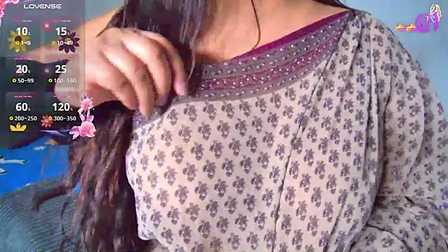 Snapshot of Azhagiya_Alai chatting on 10/27/25, 04:02 Azhagiya Alai online show from 10/27/25, 04:02