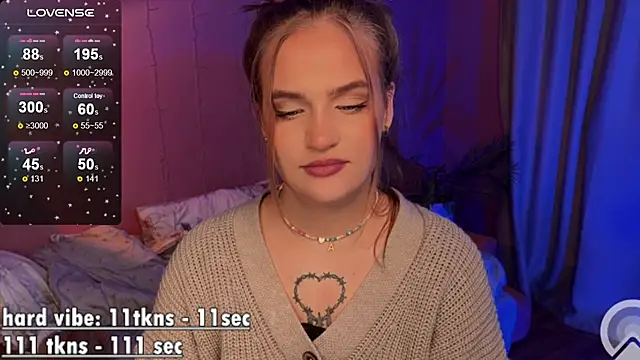CarolineLovers online show from 03/15/25, 11:28