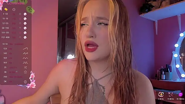 CarolineLovers online show from 10/28/25, 09:03