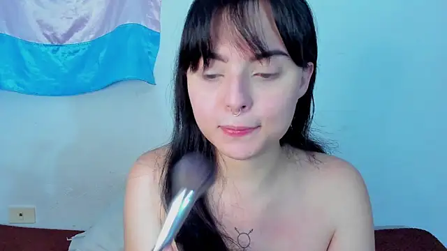 elizabethtaylorxxx online show from 04/18/26, 06:43