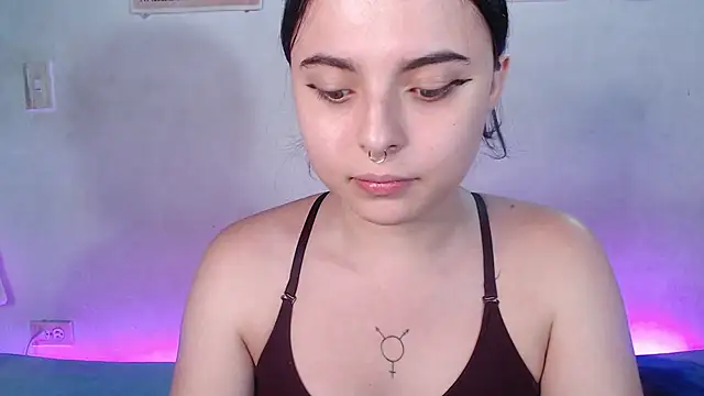 elizabethtaylorxxx online show from 01/18/25, 04:48