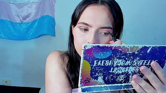 elizabethtaylorxxx online show from 06/11/26, 07:33